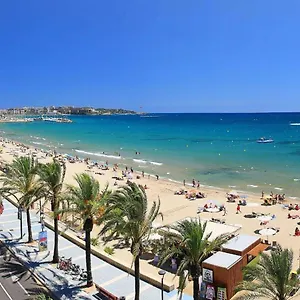  Apartamento Cosy 3-bedroom For 6-8 People Just 50m From The